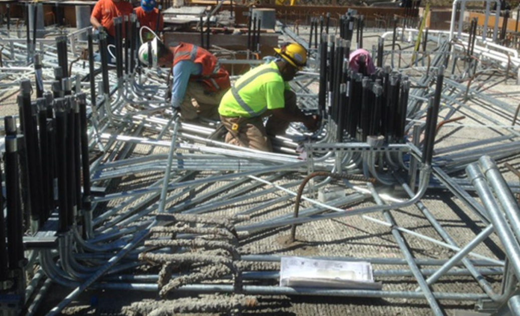 Sundancer Electric team working on Magnolia pump station